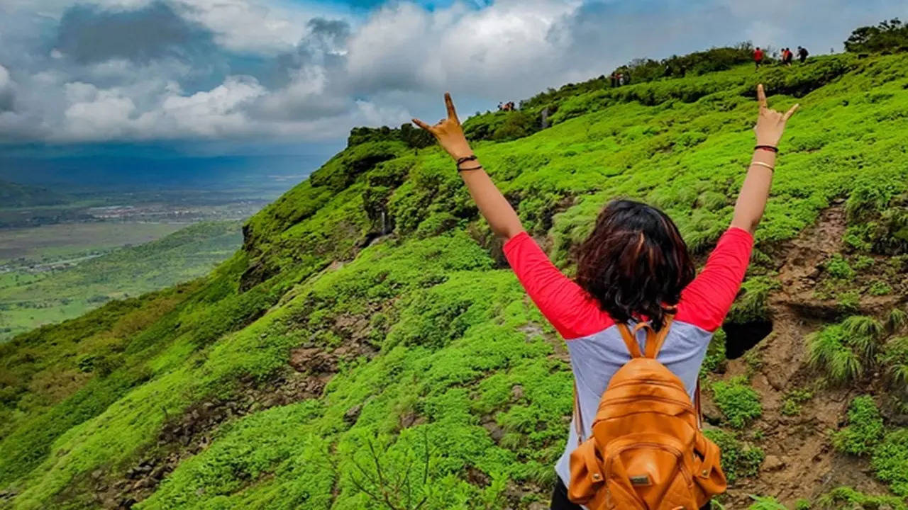 Solo Trip For Girls in Maharashtra (Photo: Freepik)