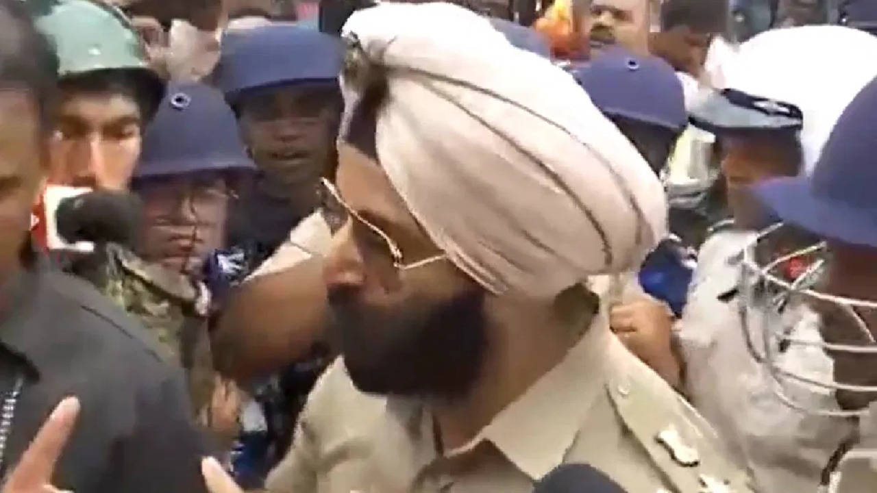 WB Police Outraged After BJP Workers Allegedly Call Sikh Cop 'Khalistani'