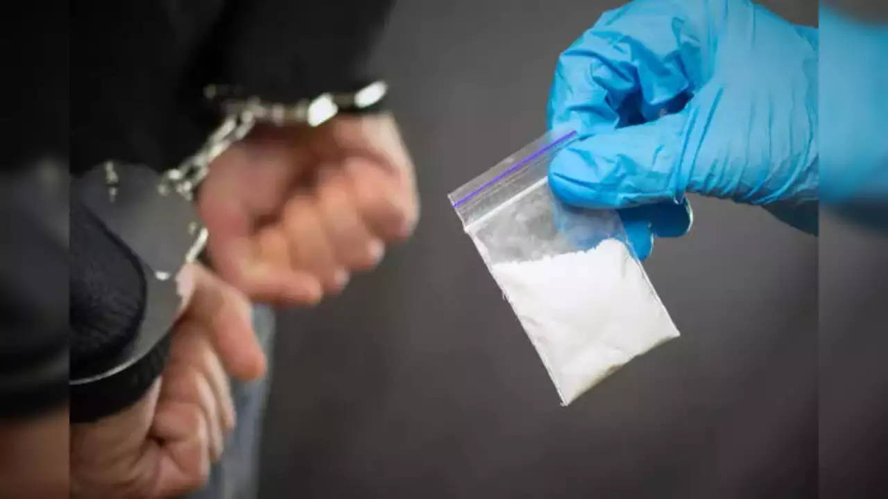 Pune & Delhi Police Bust Massive Drug Racket, Seize Rs 2000 Crore Worth Of 'Meow Meow'