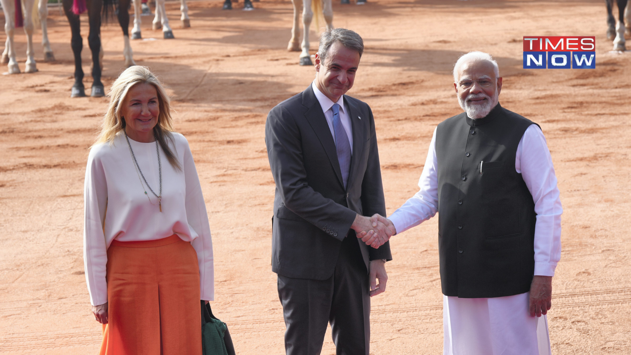 PM Modi Welcomes Greek PM, Wife