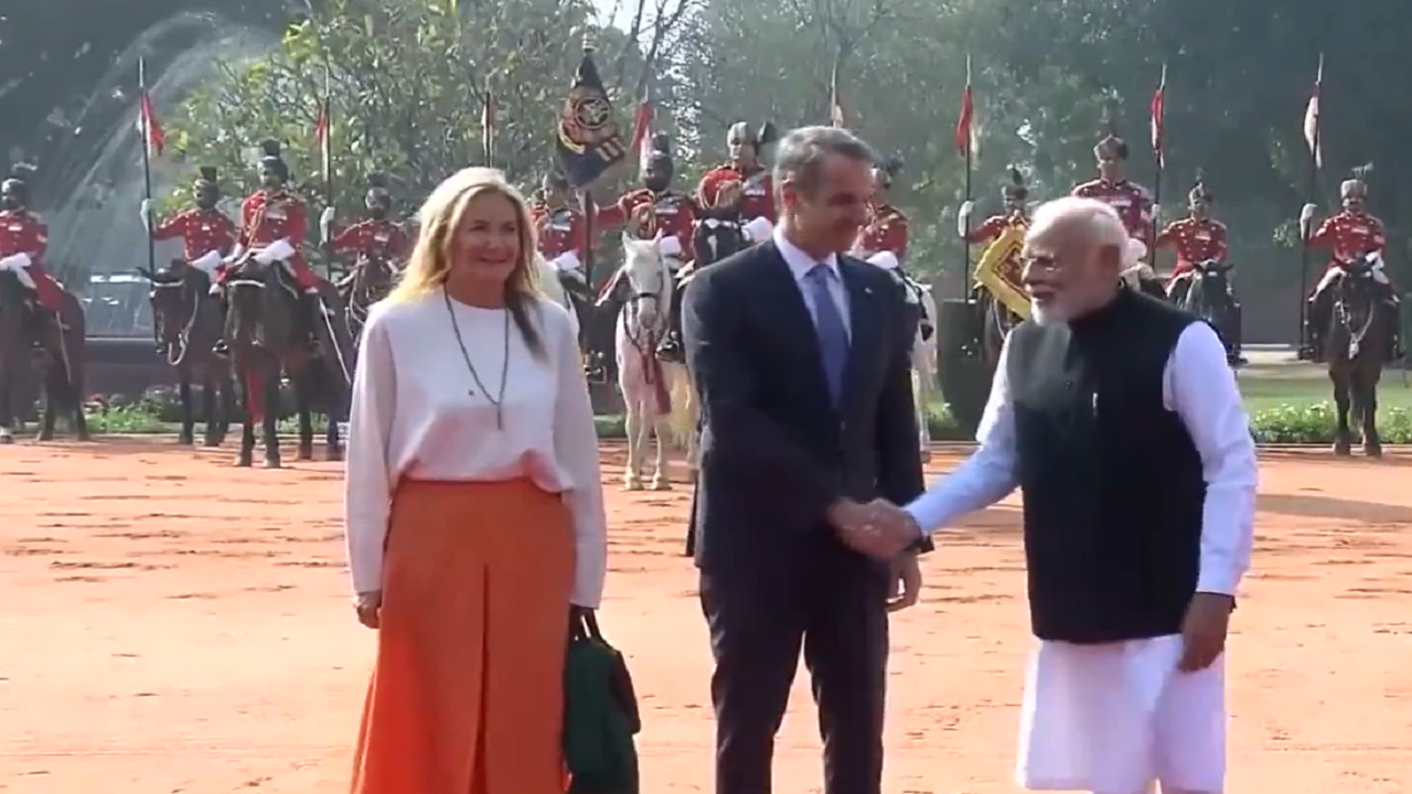 PM Modi with Kyriakos Mitsotakis