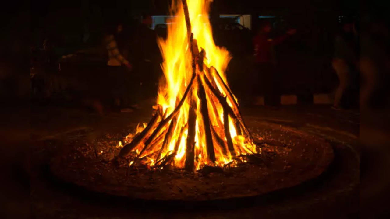 Holika Dahan , date, mahurat and rules