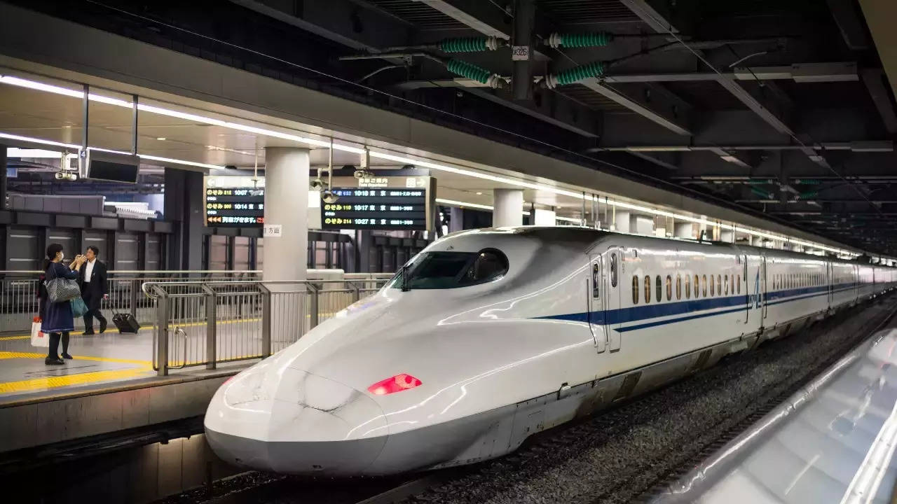 mubai ahmdabad bullet train