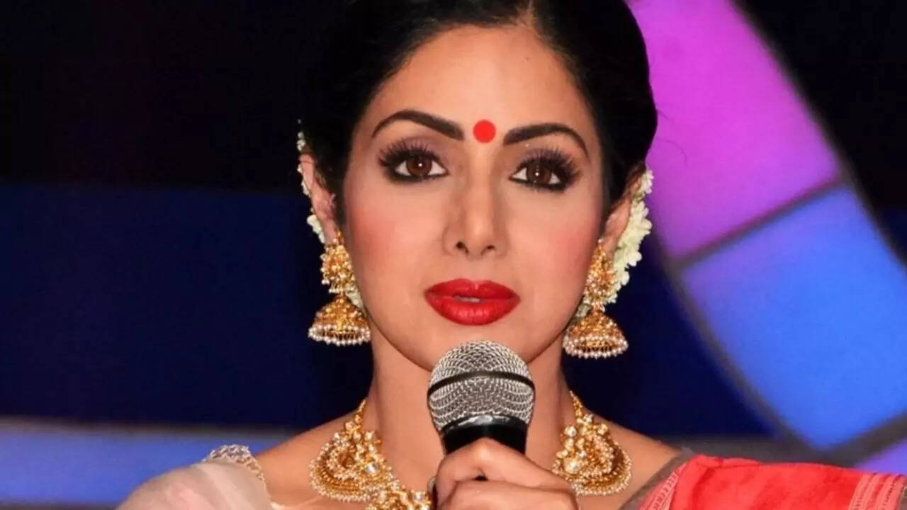 bollywood actress sridevi 6th death anniversary she was playback singer ...