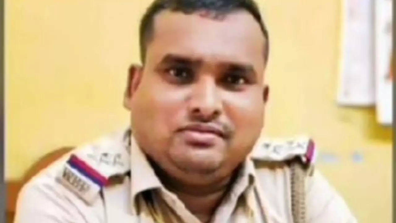 Hooghly police officer