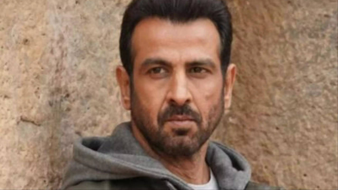 'I Almost Killed Him': Ronit Roy Looses His Temper On Swiggy Delivery Person