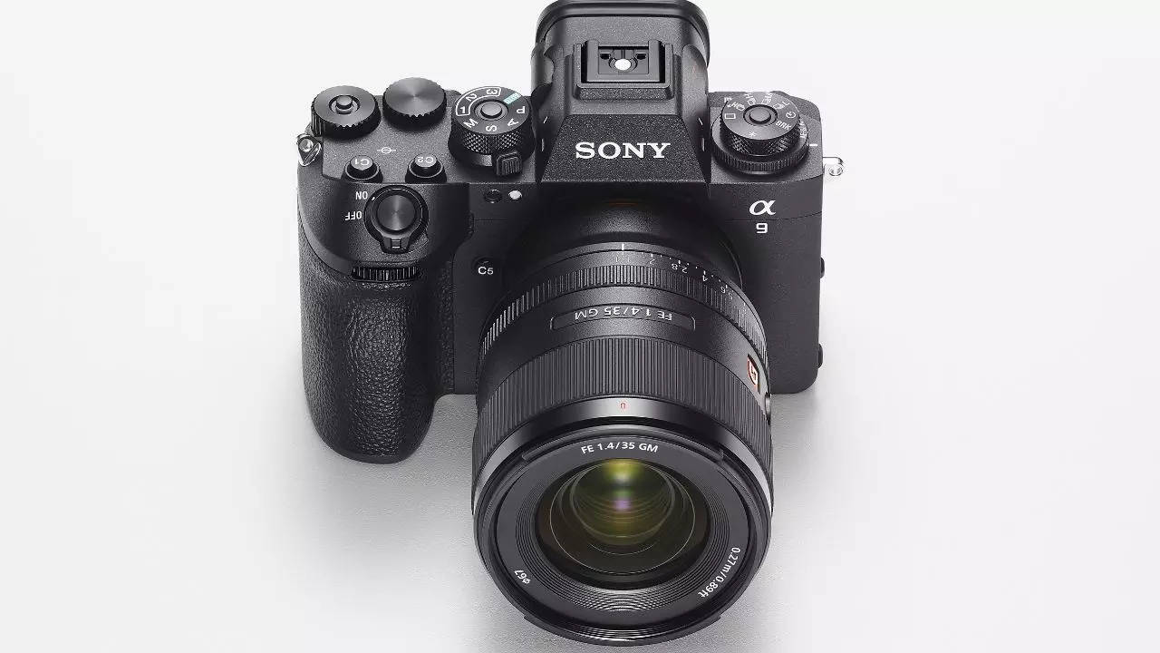 Sony Alpha III