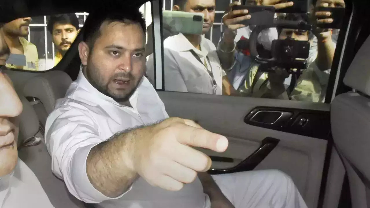 ​ Police Vehicle Escorting Tejashwi Yadav Collides With Car In Bihar​ (File Photo)