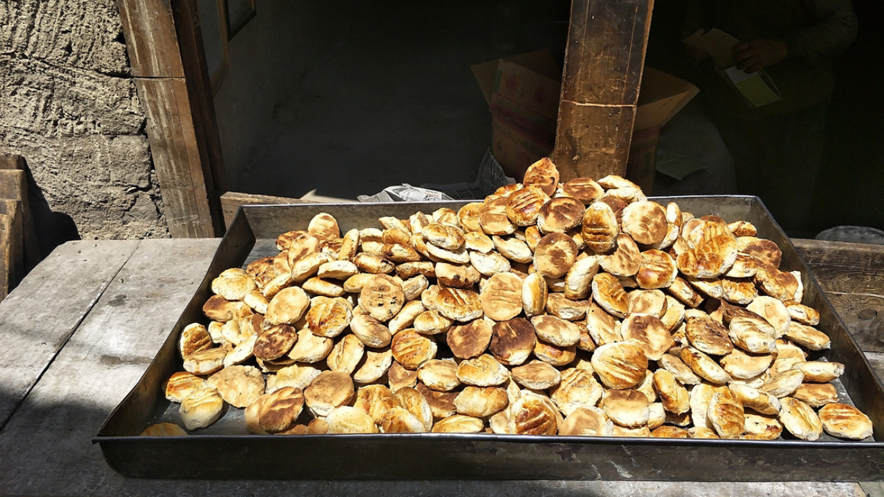 Kashmiri breakfast dishes