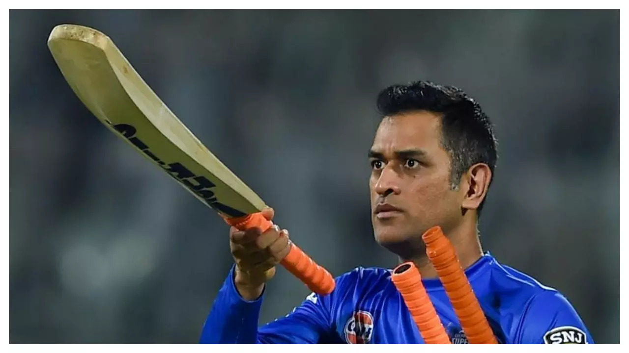 Dhoni 