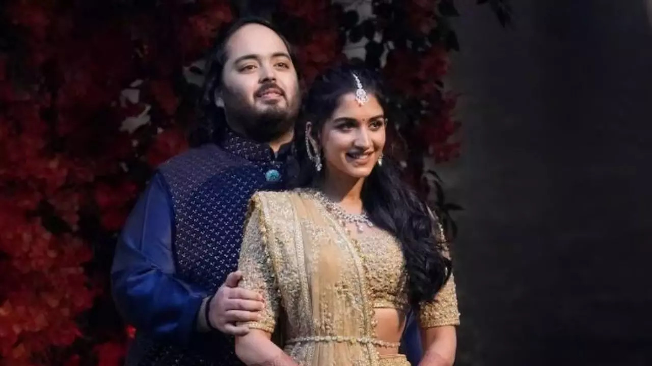 Anant Ambani-Radhika Merchant Wedding: From Gautam Adani To Bill Gates ...