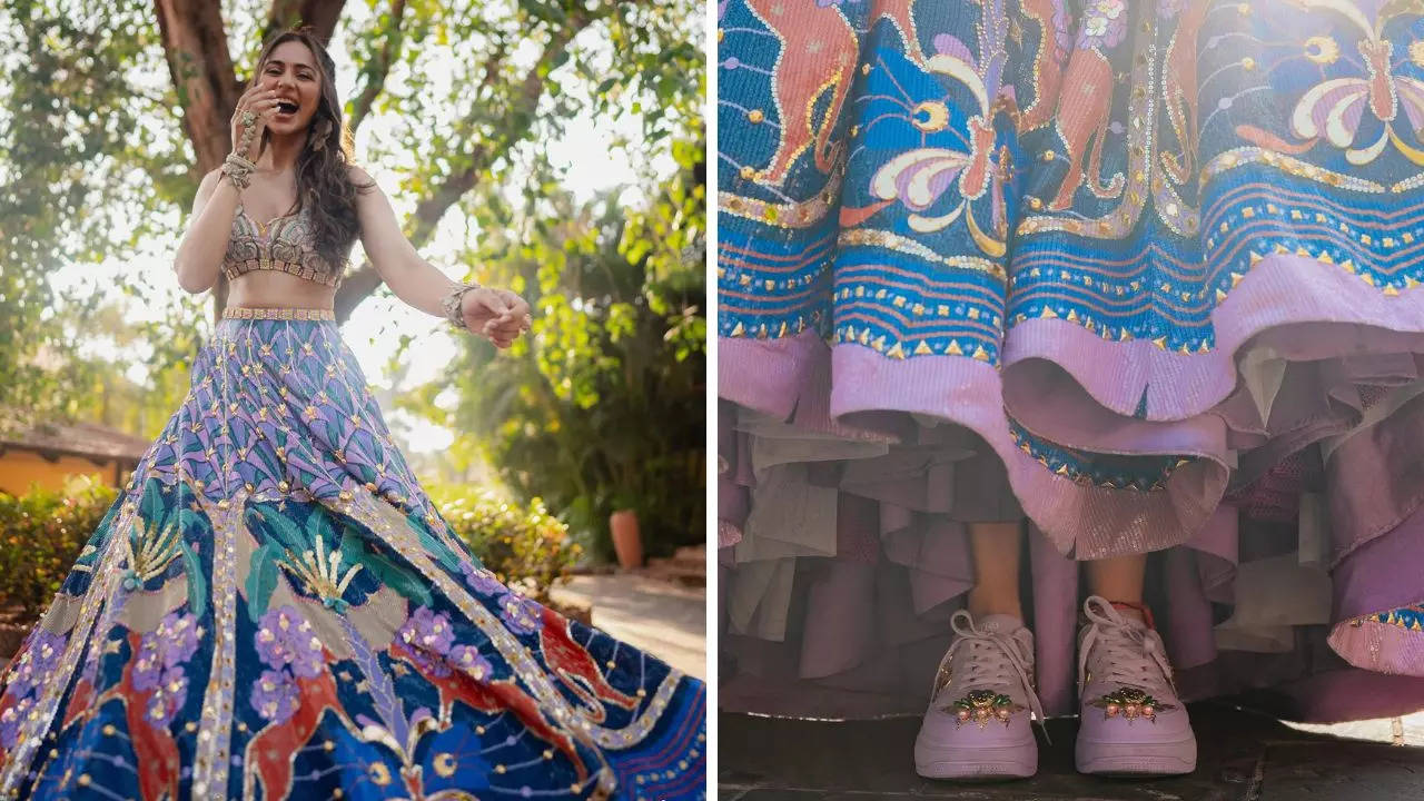 Details more than 113 heels to wear with lehenga latest