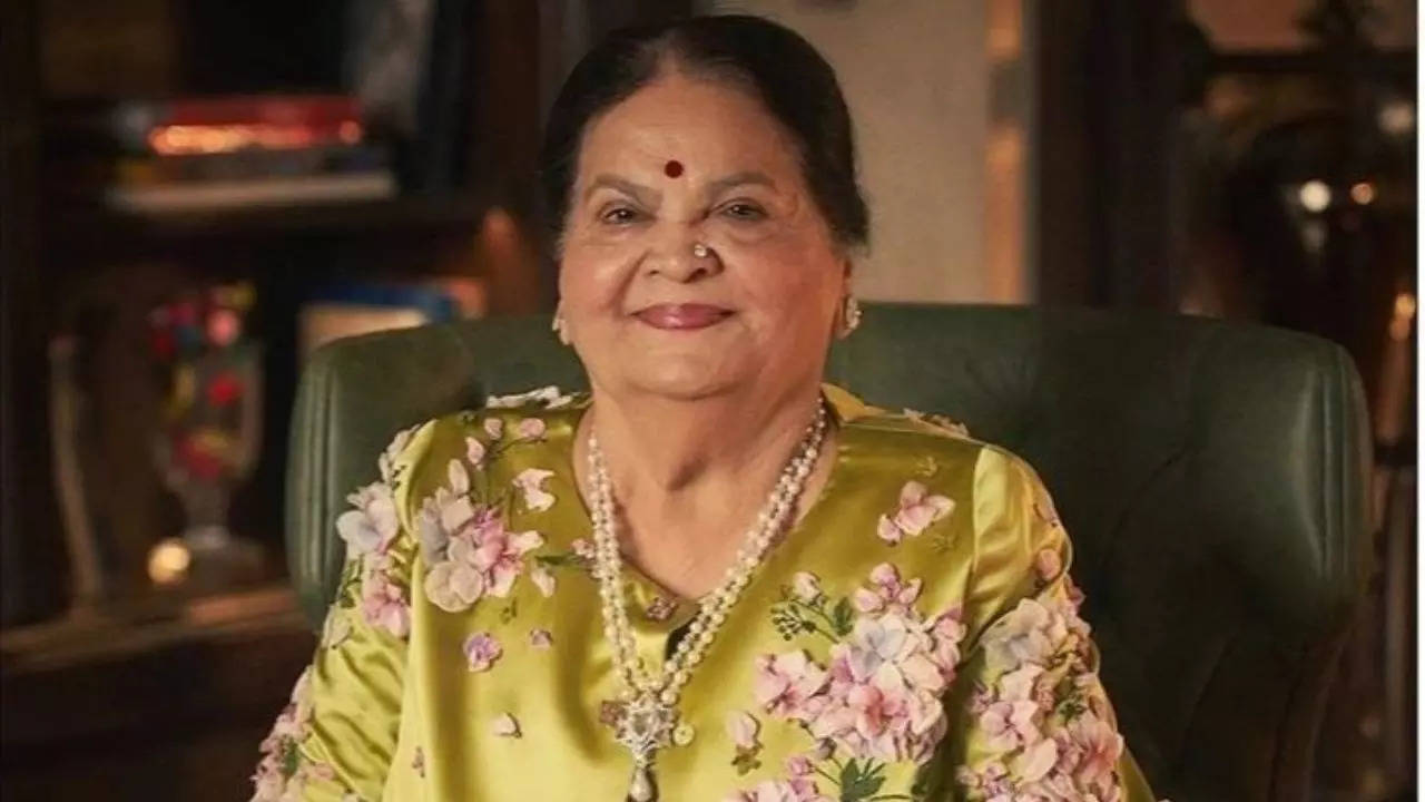 Kokila Ben (2)