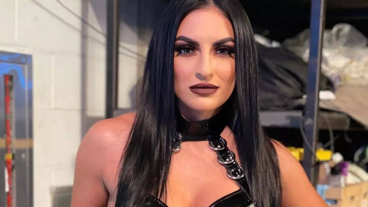 WWE Superstar Sonya Deville Comes Up with Heartfelt Reaction to Partner ...