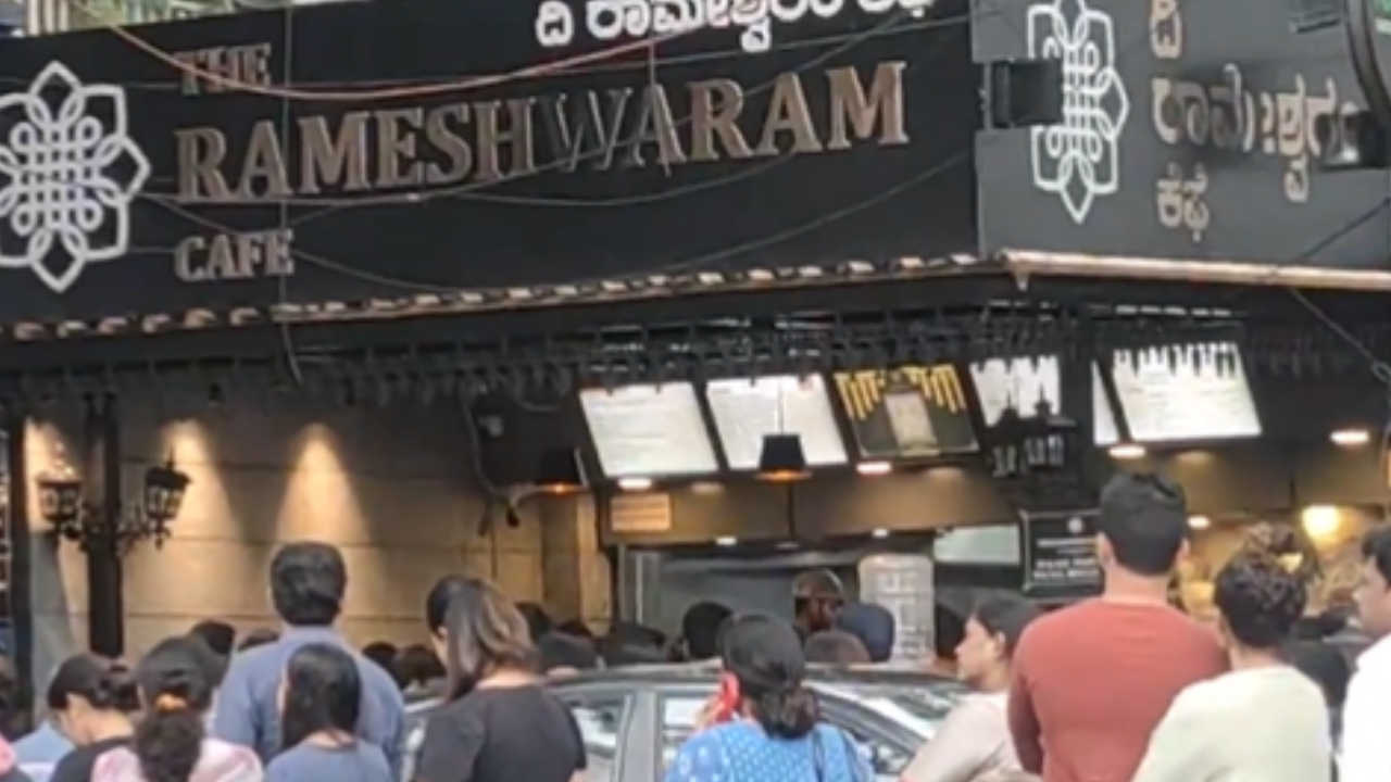 Long Queue Outside Bengaluru's Bengaluru Rameshwaram Cafe.