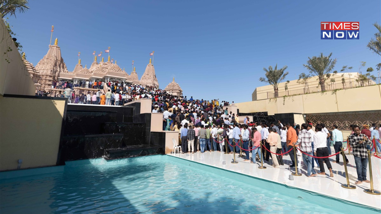 BAPS Mandir Abu Dhabi Sees Over 65,000 Pilgrims On First Open Sunday