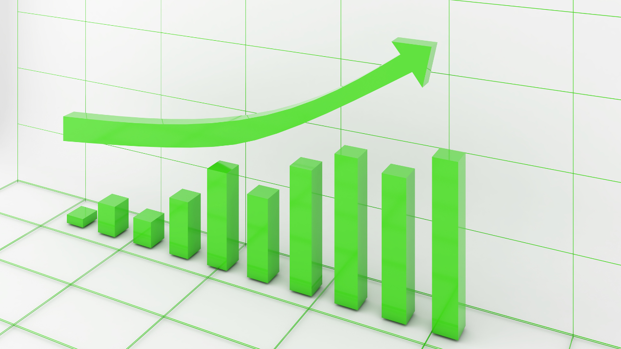 Sensex And Nifty Hits Fresh Highs In Early Trades: Nifty Reaches 22,424, Sensex Above 73,870- Check Details