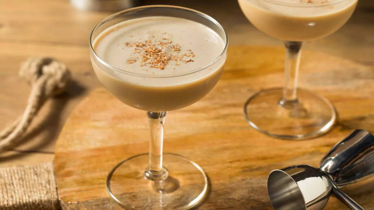 Brandy Alexander Cocktail