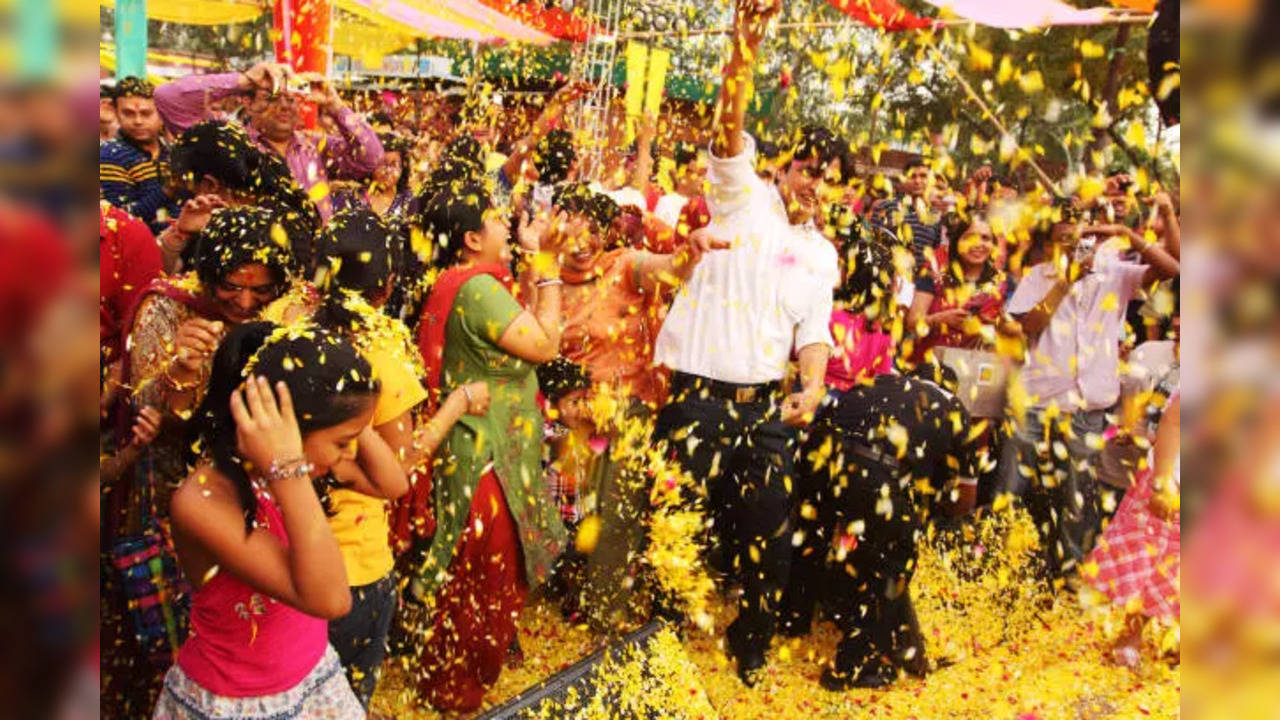 Vrindavan ki Holi at the Banke Bihari Temple