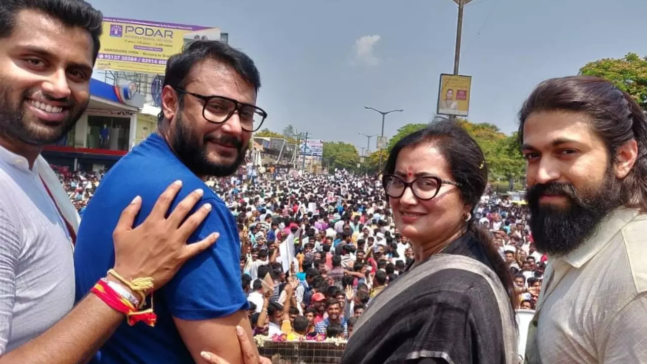 Actress-turned-politician Sumalatha Ambareesh with actors Yash or Darshan to campaign for me every time, asks Sumalatha Ambareesh