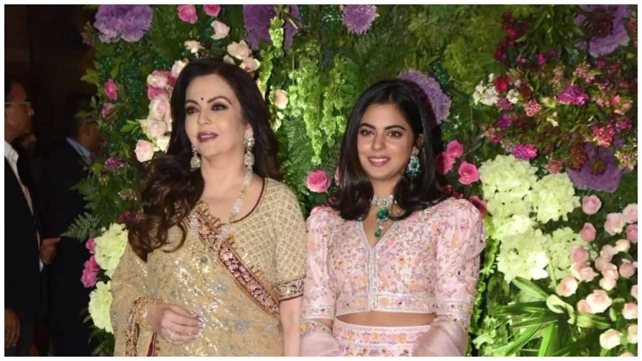 Anant Ambani-Radhika Merchant Pre-Wedding Celebrations: Nita Ambani, Isha Ambani Dance To Ghar More Pardesiya