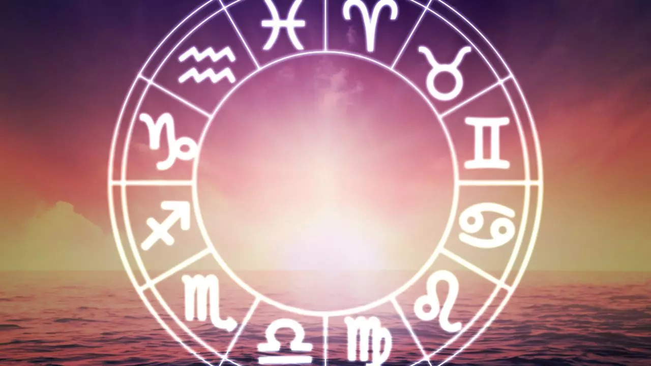 Venus Transit In Aquarius 2024: Know Its Impact On All Zodiac Signs