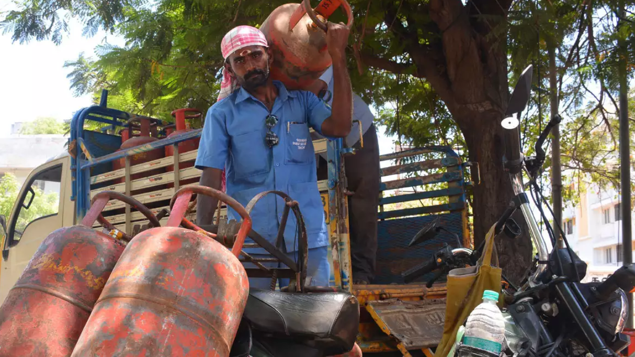 LPG Cylinder Price Cut