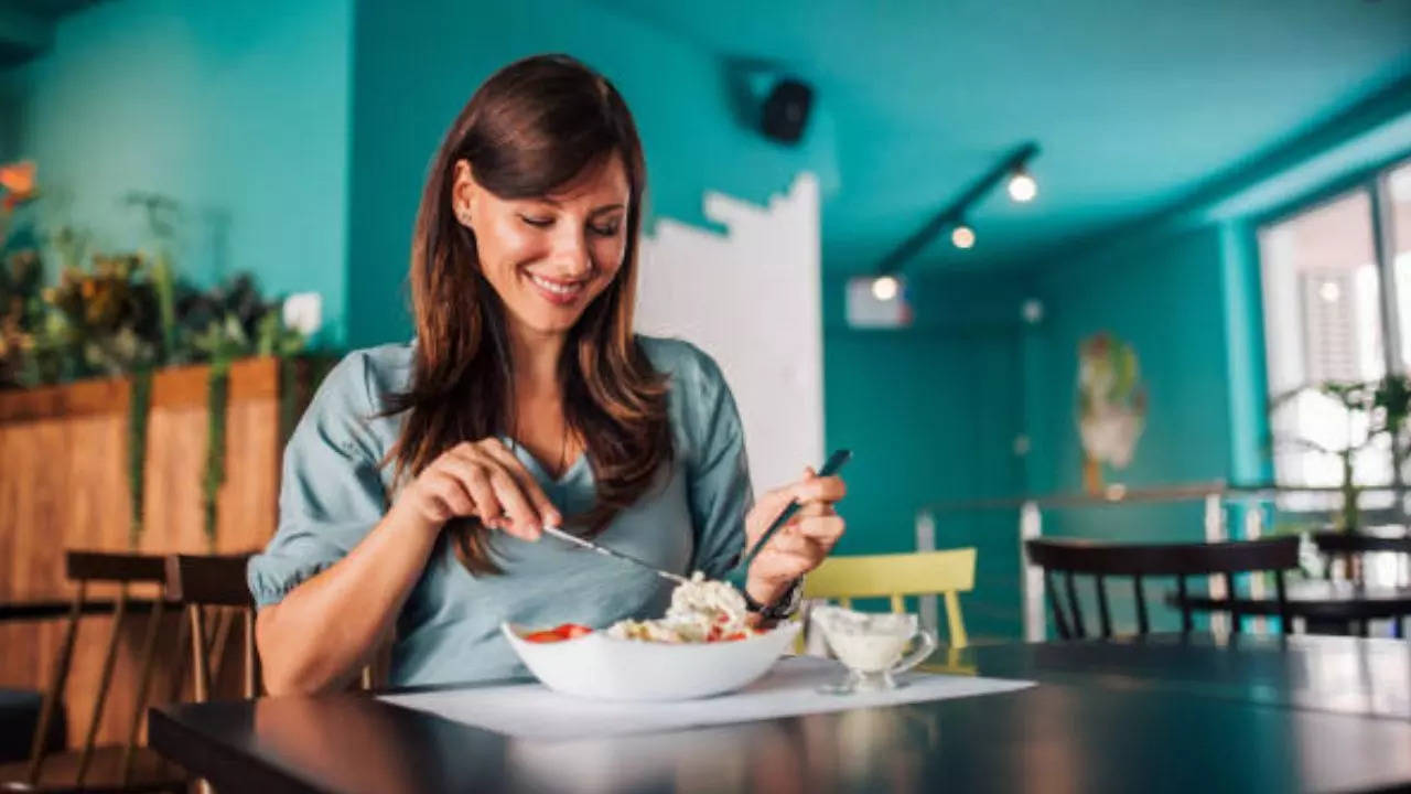 7 Ways Early Dinner Can Benefit Your Health