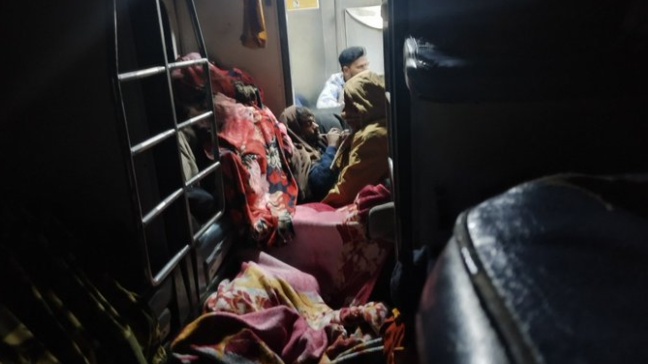 Man Shares Video Of Sleeper Coach Packed With People.