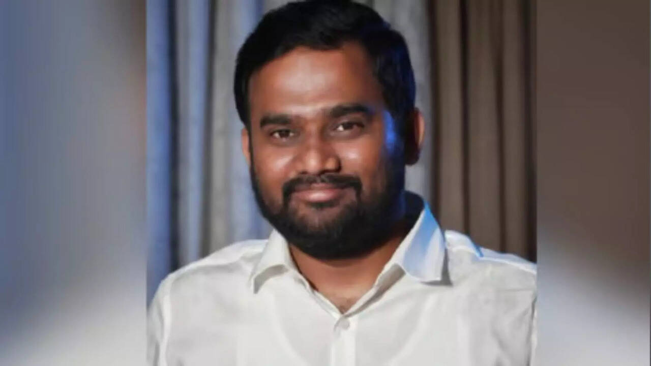  போதைப் பொருள் கடத்தல் : திமுக முன்னாள் நிர்வாகி ஜாபர் சாதிக் கைது என தகவல்.. 