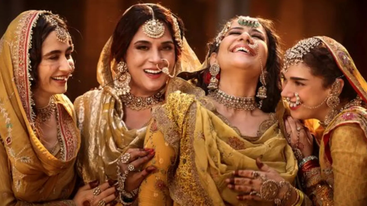 Heeramandi Song Sakal Ban Introduces Manisha Koirala, Aditi Rao Hydari And Richa Chadha. Watch