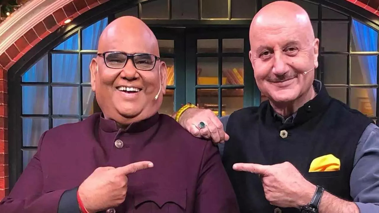 Anupam Kher Pays A Tear-Jerking Tribute To Satish Kaushik On 1st Death Anniversary: You Never Went Anywhere…