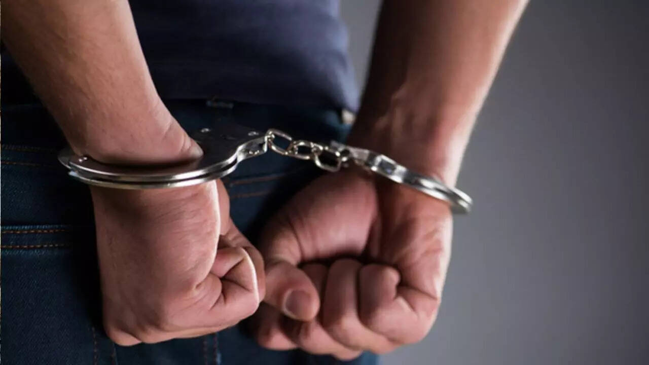  திருச்சியில் பெண்ணிடம் தவறாக நடக்க முயன்ற கிராமத் தலைவர் கைது 