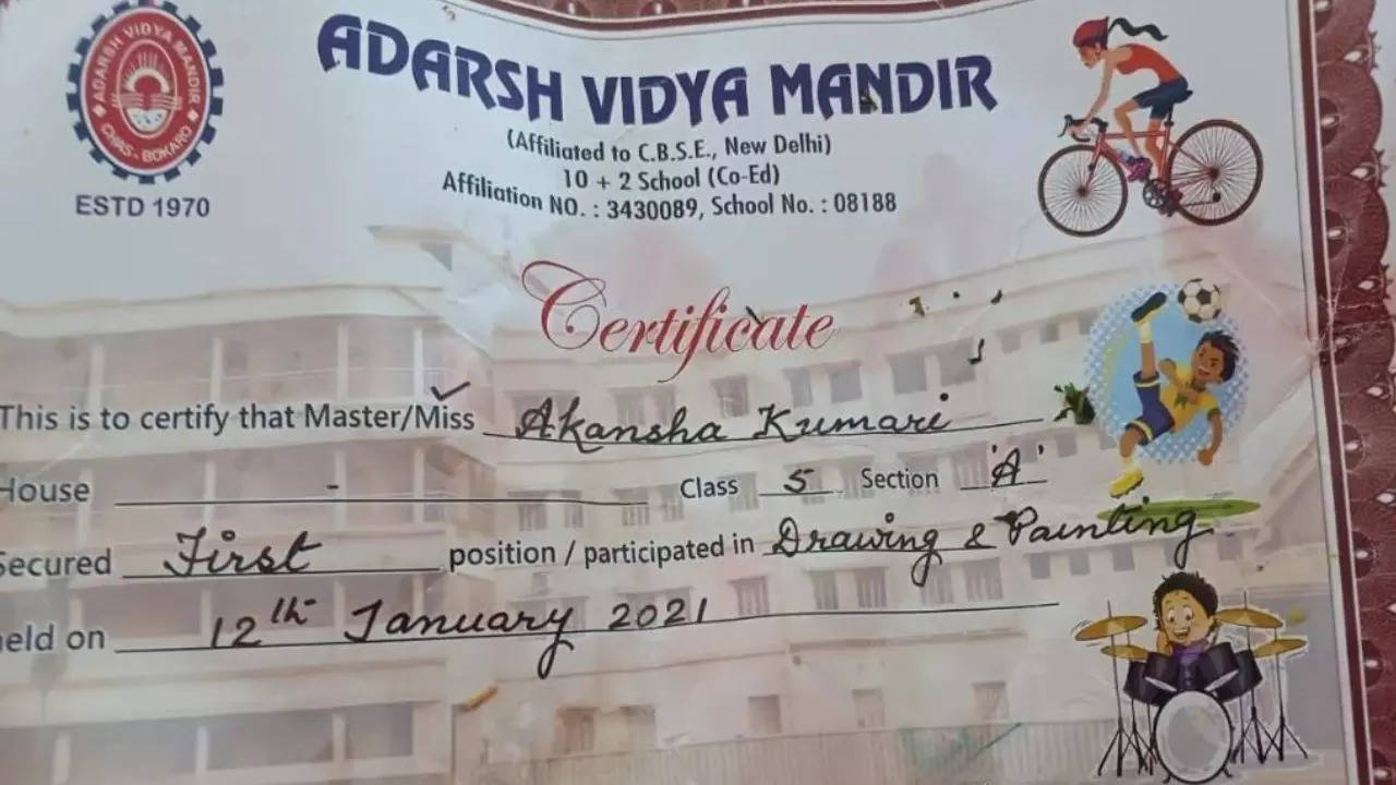 A certificate issued by a New Delhi school to the first place winner of its class 5th drawing competition. | Courtesy: Adarsh Vidya Mandir/Reddit