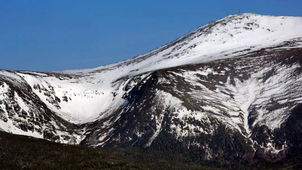 Who Was Madison Saltsburg? Skier Dies After 600-Foot Fall From New Hampshire's Mountain Washington