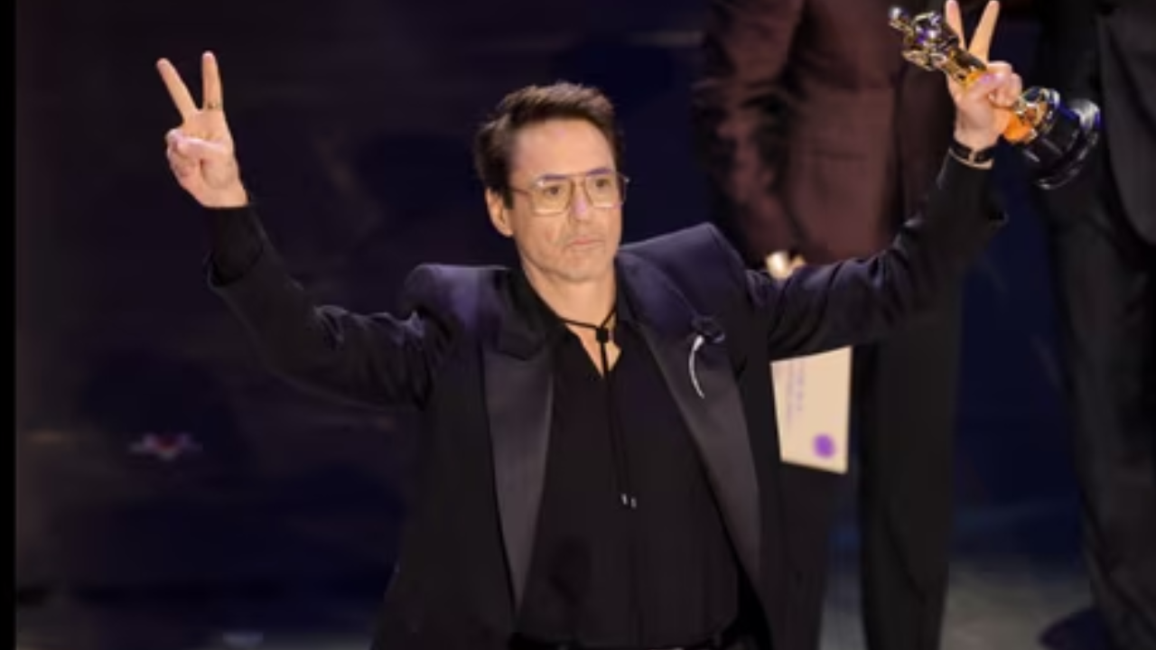 Robert Downey Jr won an Oscar for the ‘Best Supporting Actor’ category.