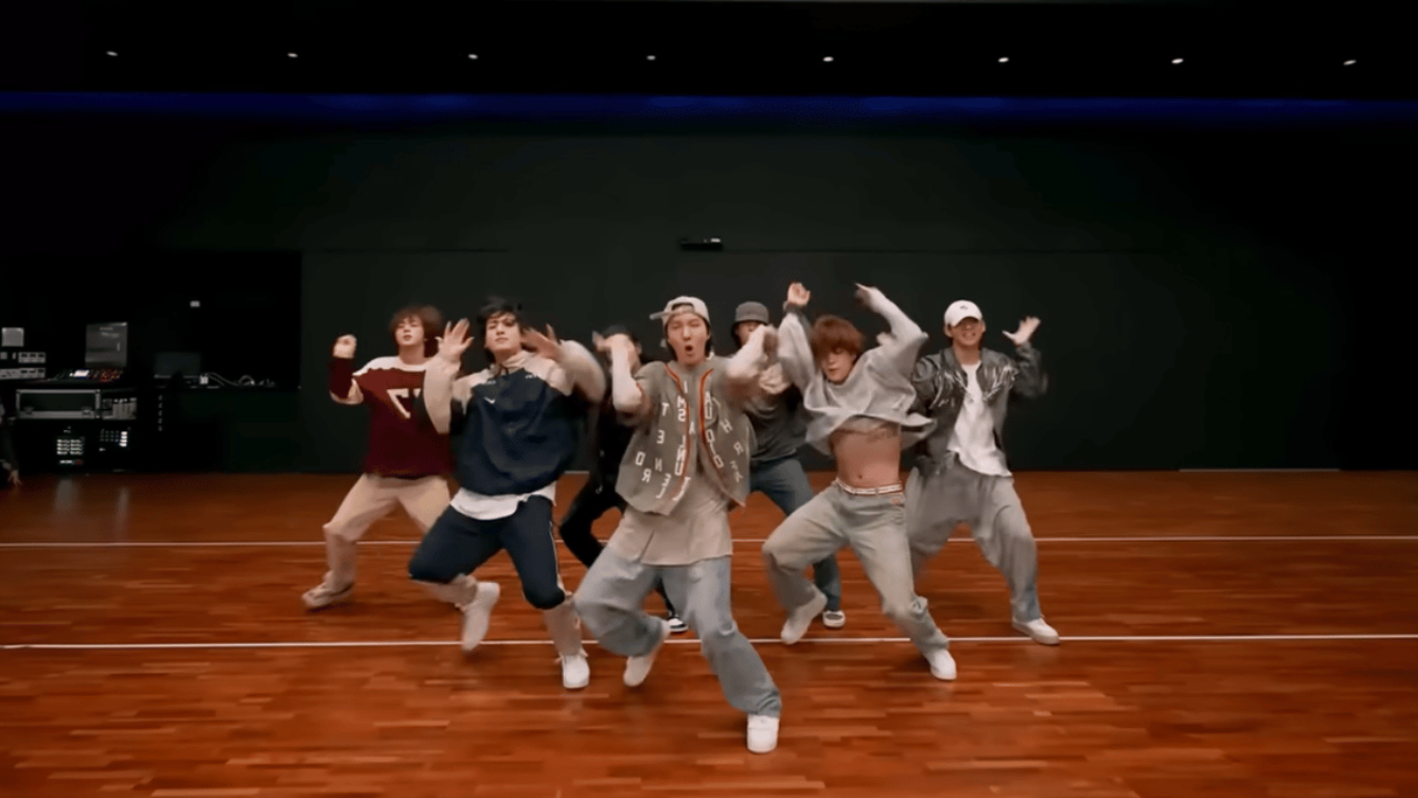 BTS V, Suga, Jimin and Others Dance to Chipi Chapa Cat Song in Edited Viral  Video