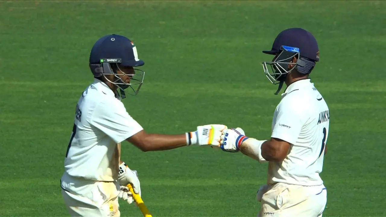 Mumbai batters Musheer Khan and Ajinkya Rahane during the Ranji Trophy 2024 final at Wankhede.