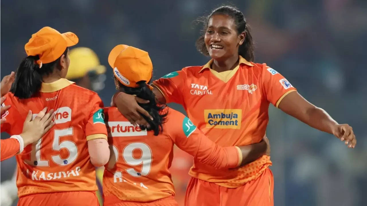 16-Year-Old Shabnam Shakil Ends UP Warriorz' WPL Knock-Out Hopes; Hands Gujarat Giants 8-Run Win