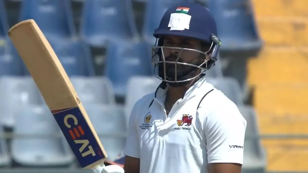 Shreyas Iyer was in action during the Ranji Trophy 2023-24 final between Mumbai and Vidarbha at Wankhede on Tuesday. (Photo: X/@CricCrazyJohns)