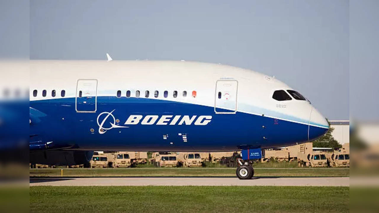 Boeing Foul Play.