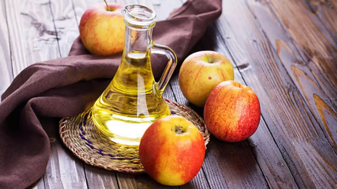 Daily Apple Cider Vinegar Consumption Linked To Weight Loss: Study