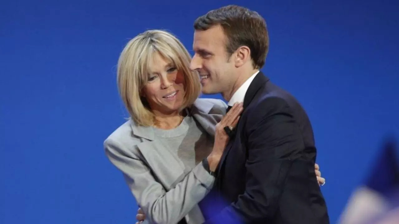 Emmanuel Macron And Wife Brigitte
