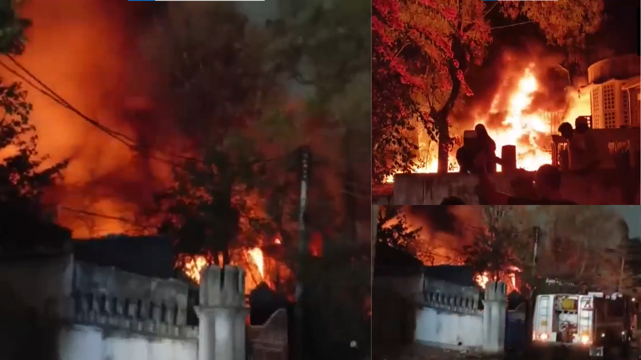 Hyderabad: Massive Fire Breaks Out in Oil Godown in Tolichowki | VIDEO