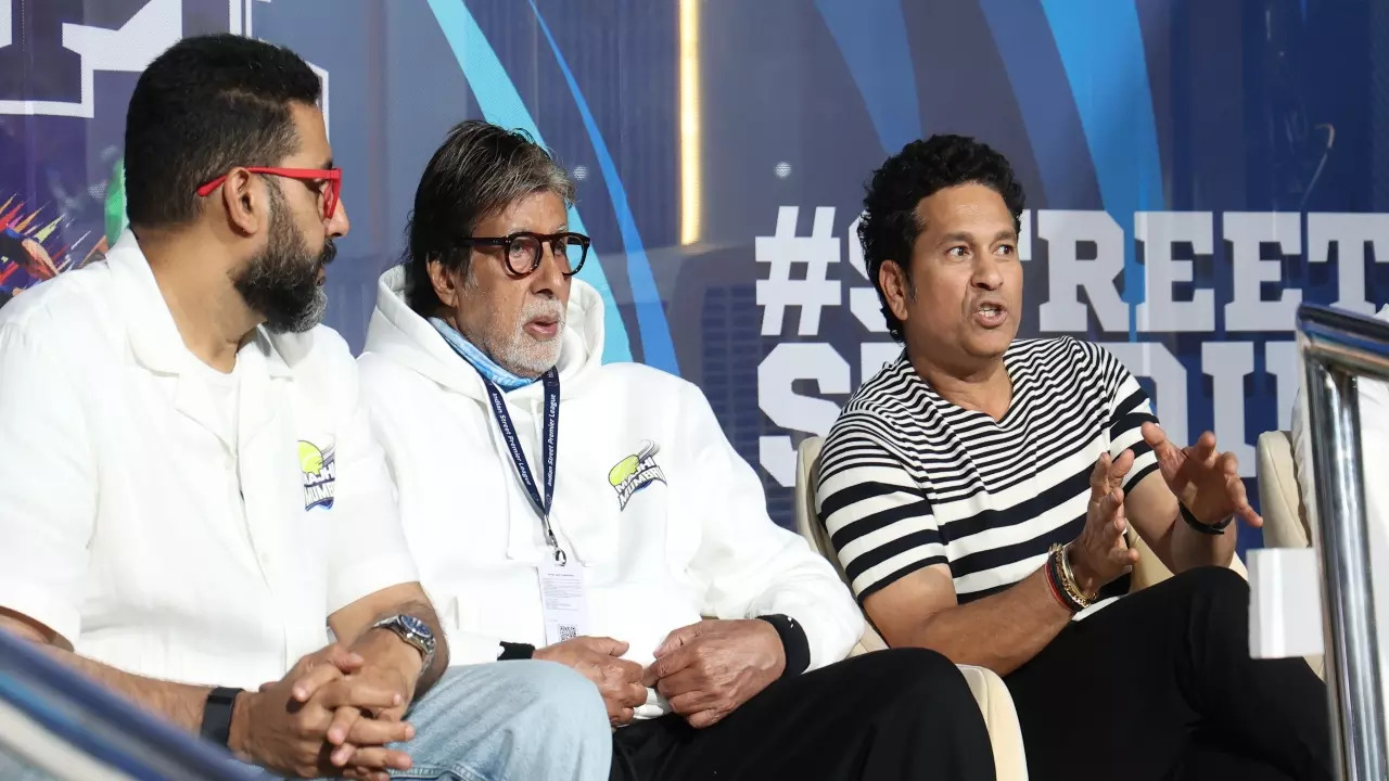 Amitabh Bachchan Meets Sachin Tendulkar At ISPL Finale. Pens Appreciation Note For 'Master Blaster'