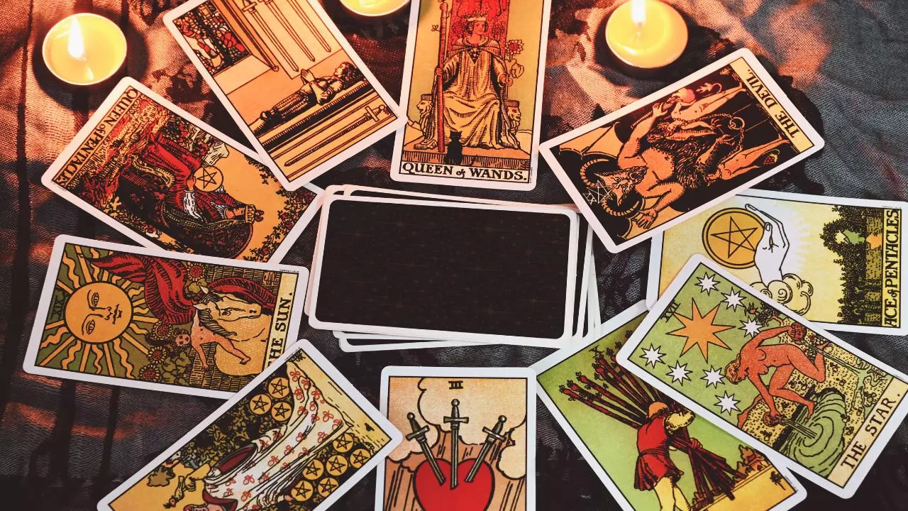 Tarot