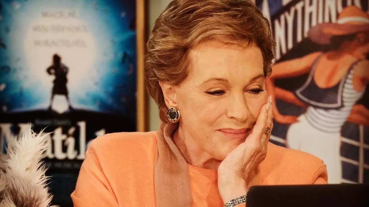 Julie Andrews Has An Update For Princess Diaries 3. And It Will Not Make You Happy