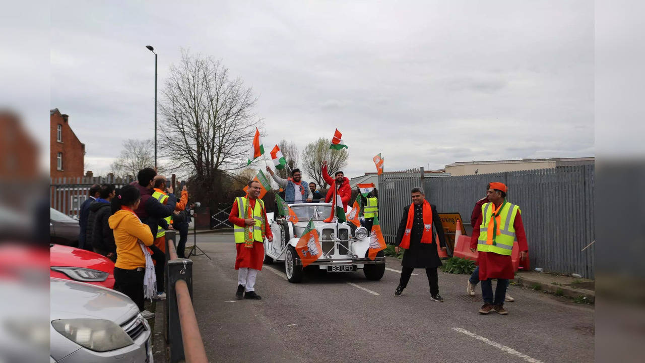 Overseas Friends of BJP Organises Car Rally in London to Support PM Narendra Modi and BJP for Upcoming Elections