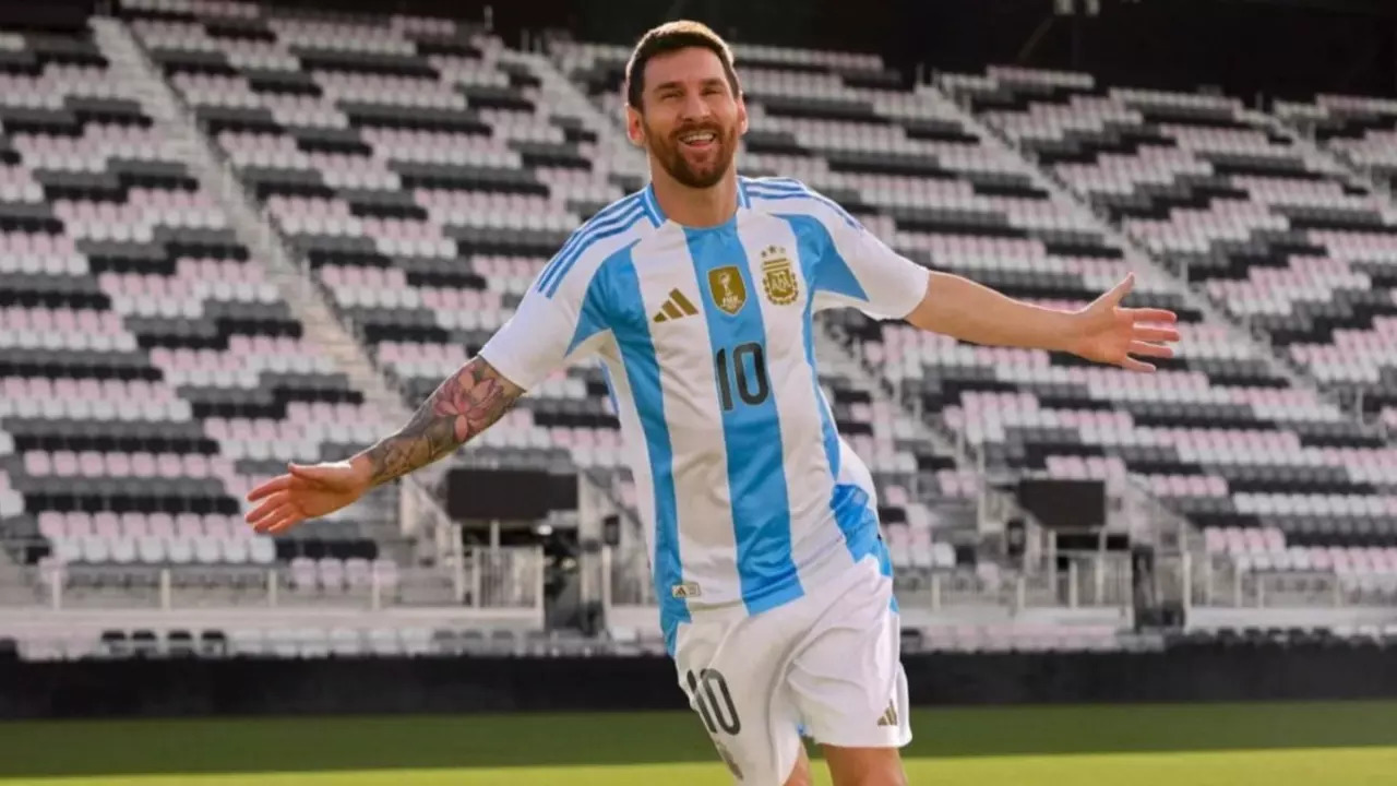 Lionel Messi To Miss March Argentina Friendlies To Nurse Hamstring Injury : Report