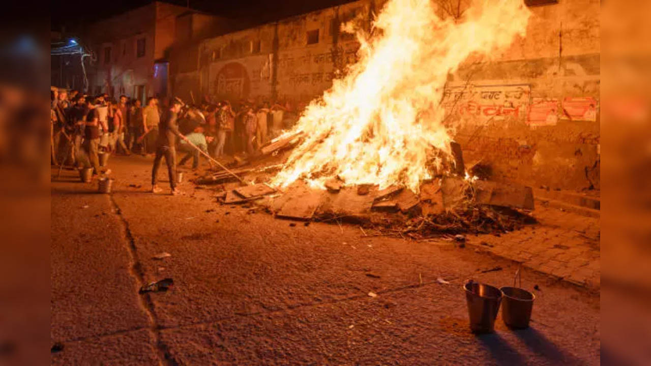 Holika Dahan not celebrated for 400 years in this MP village